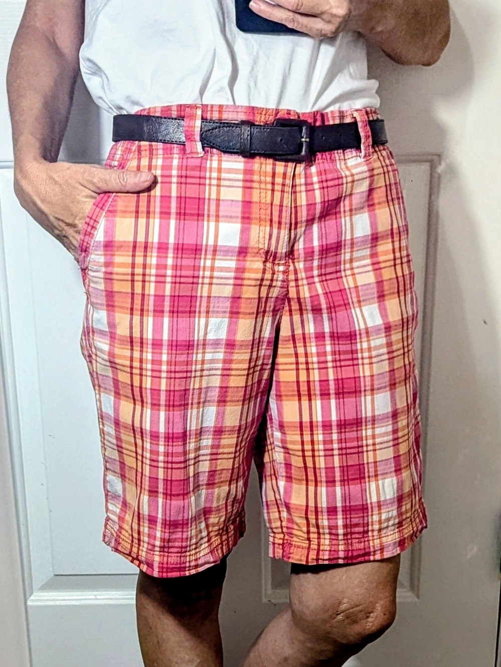 Faded Glory Pink & Orange Plaid Women's Shorts